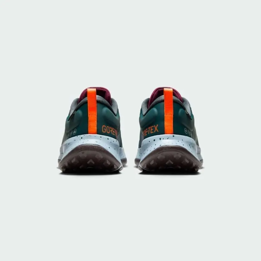Nike Men's Low-top Walking Shoe